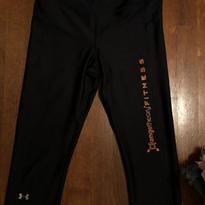 Great condition OTF crop leggings